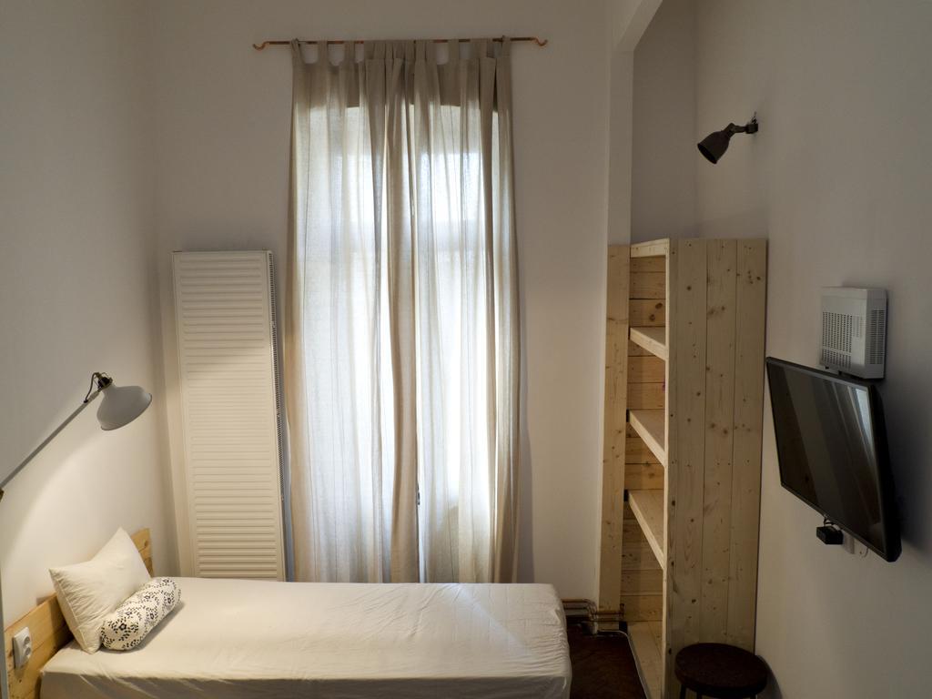 Victoria Poshtel Bucharest Hostel Phòng bức ảnh