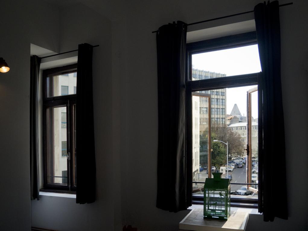 Victoria Poshtel Bucharest Hostel Phòng bức ảnh